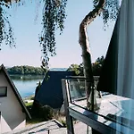 Noi - Woda I Ośrodek wypoczynkowy *
