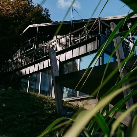 Noi - Woda I Θέρετρο *