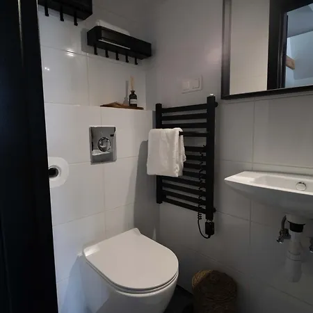 Noi - Woda I Θέρετρο